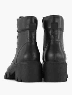 Zwarte Veterboot