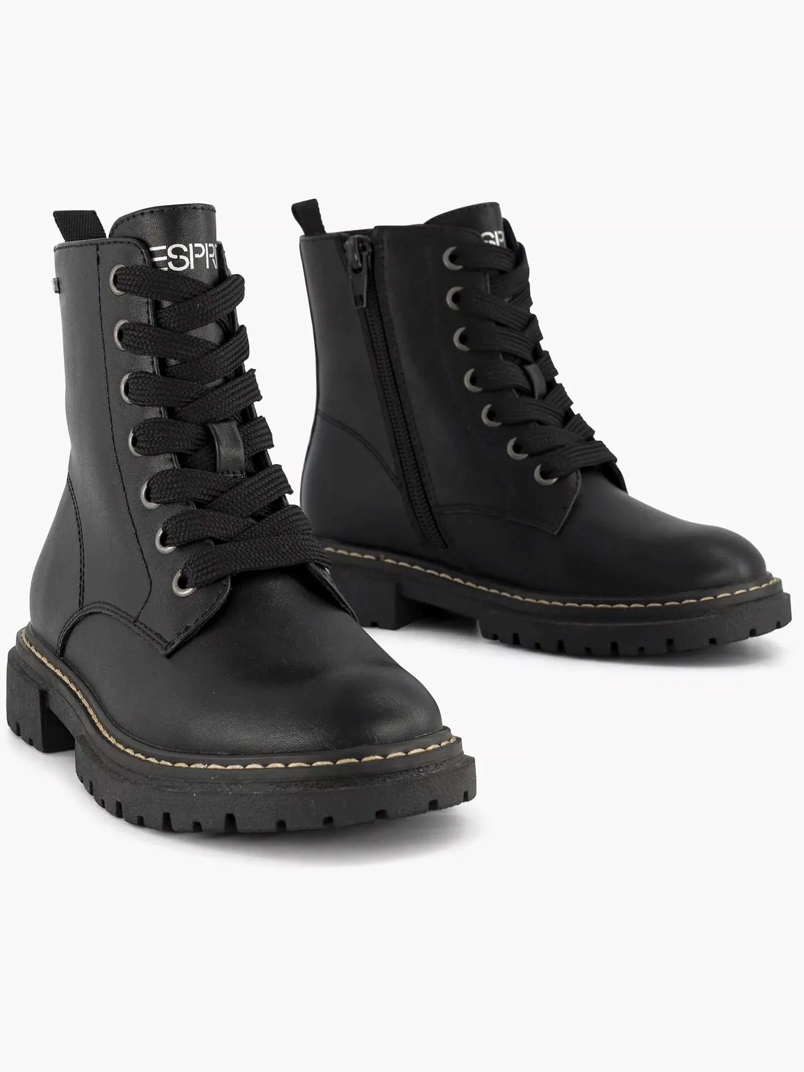 Zwarte Veterboot