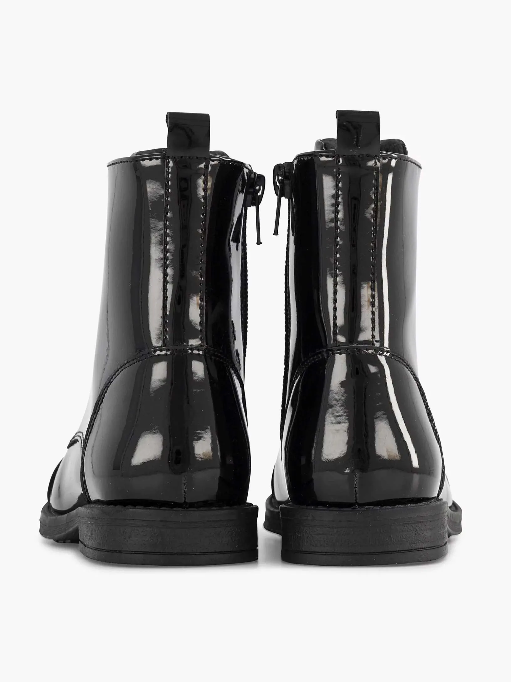 Zwarte Veterboot Lak